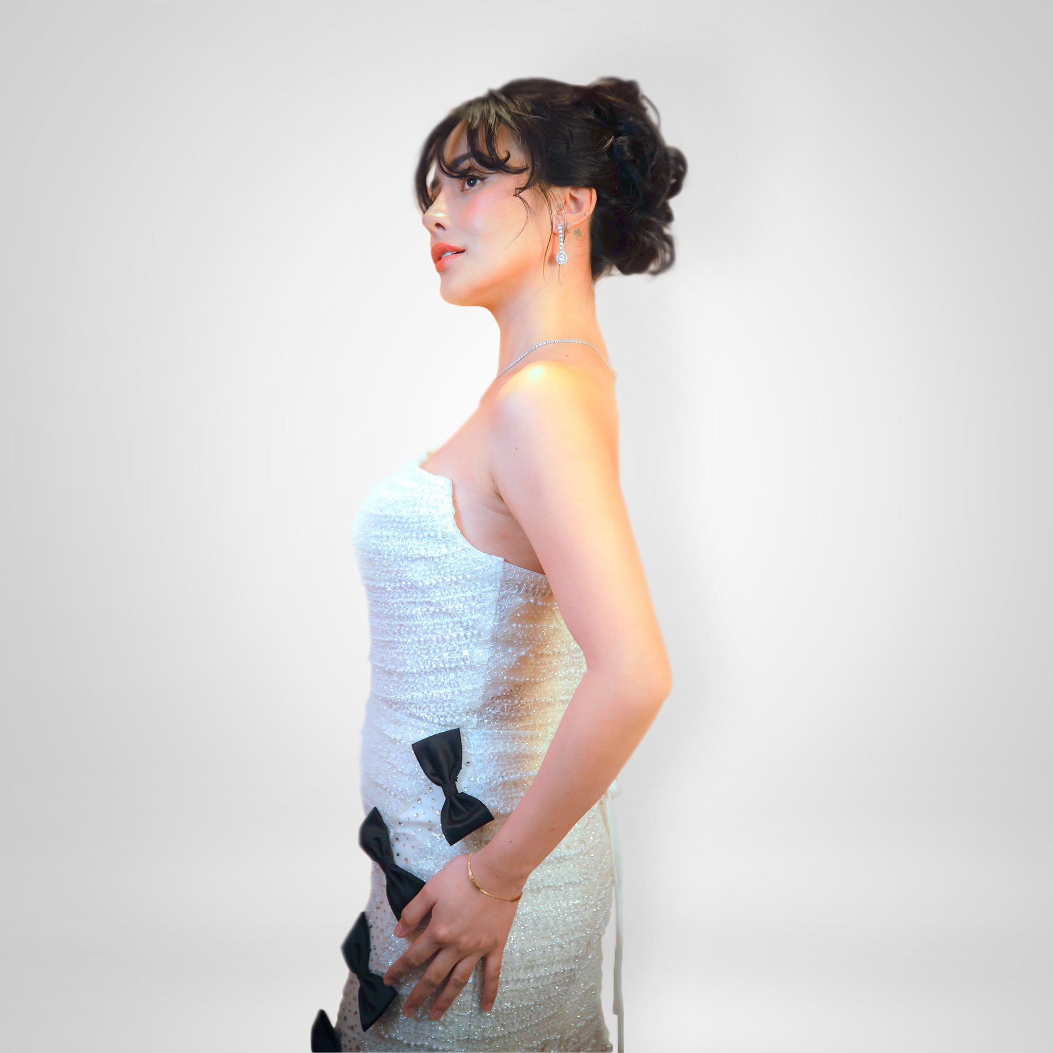 2. Ivory Noir